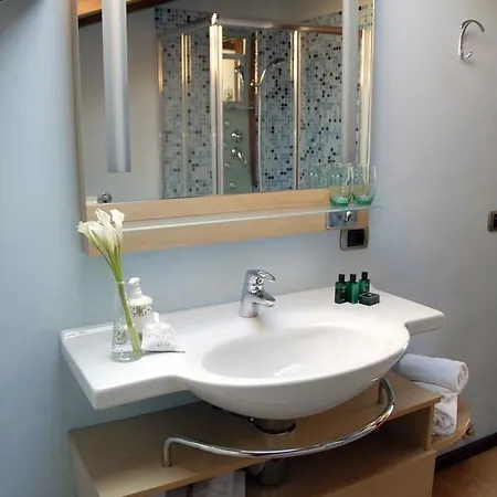 Alveluu Ristorante E * Tremezzo